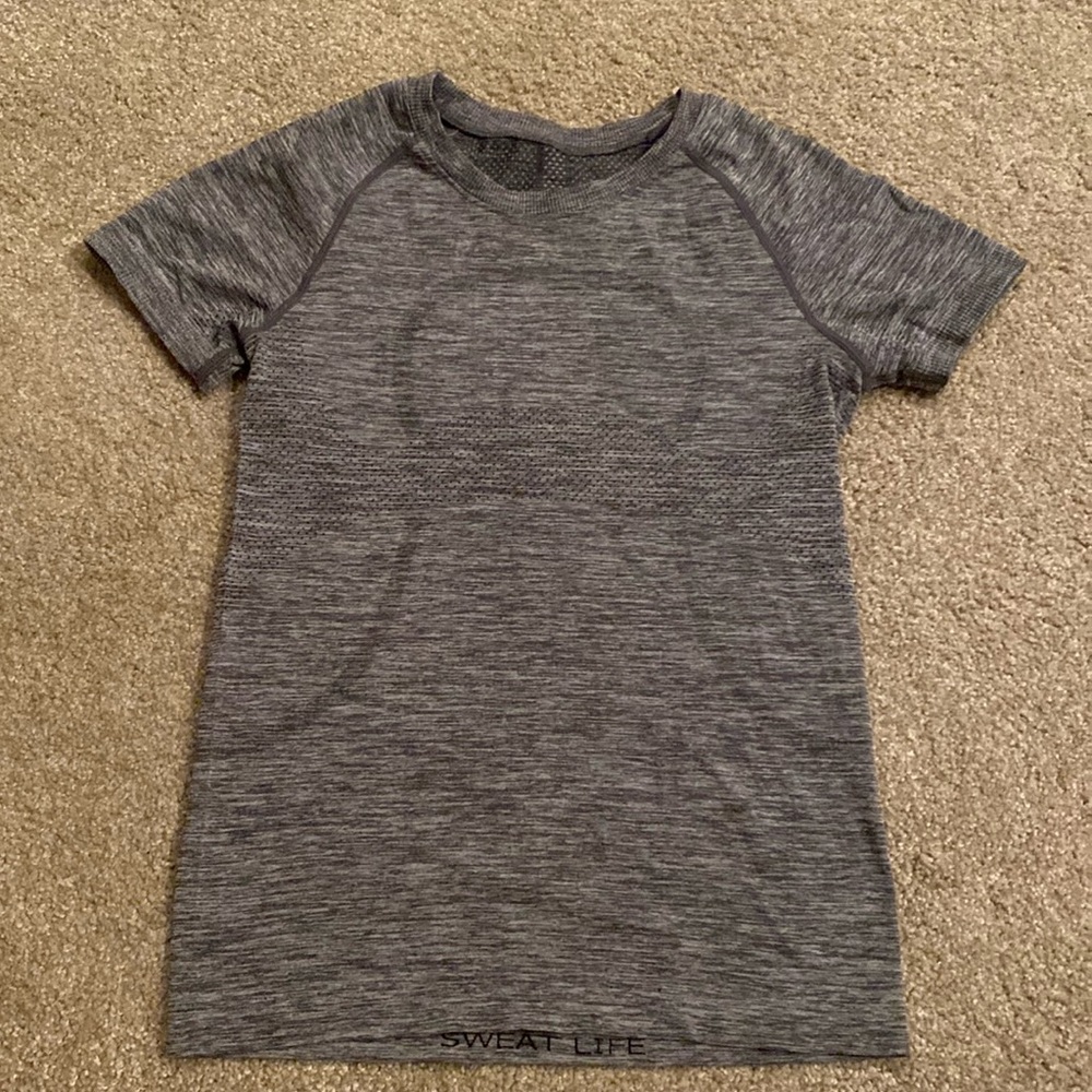 Size 4 Lululemon Tee